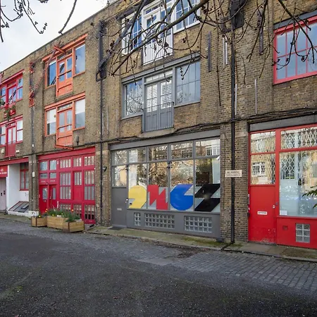 Contemporaru Studio Apartment In Shoreditch